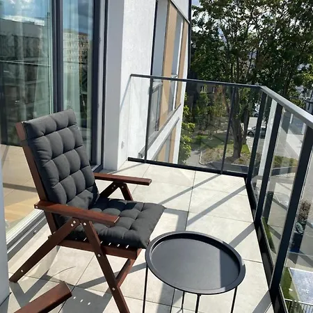 Ruby Apartment- Self Checkin 24h Apartment Gdynia