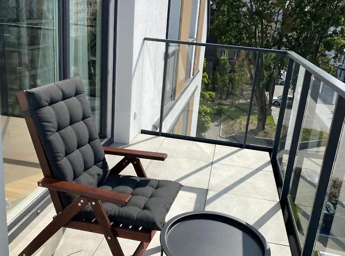 Ruby Apartment- Self Checkin 24h Apartment Gdynia